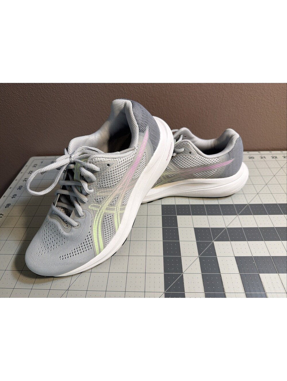 Asics Gel-Venture 10 Womens Shoes Sz 8.5 Wide Running Shoes